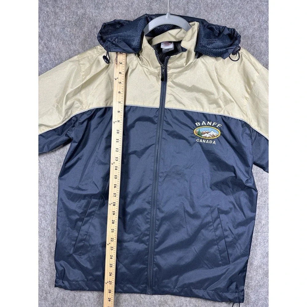 Banff Canada Windbreaker Jacket Mens Small Hooded Blue Beige Full Zip Travel